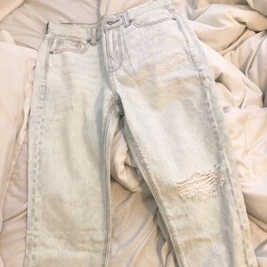 American Eagle Mom Jeans